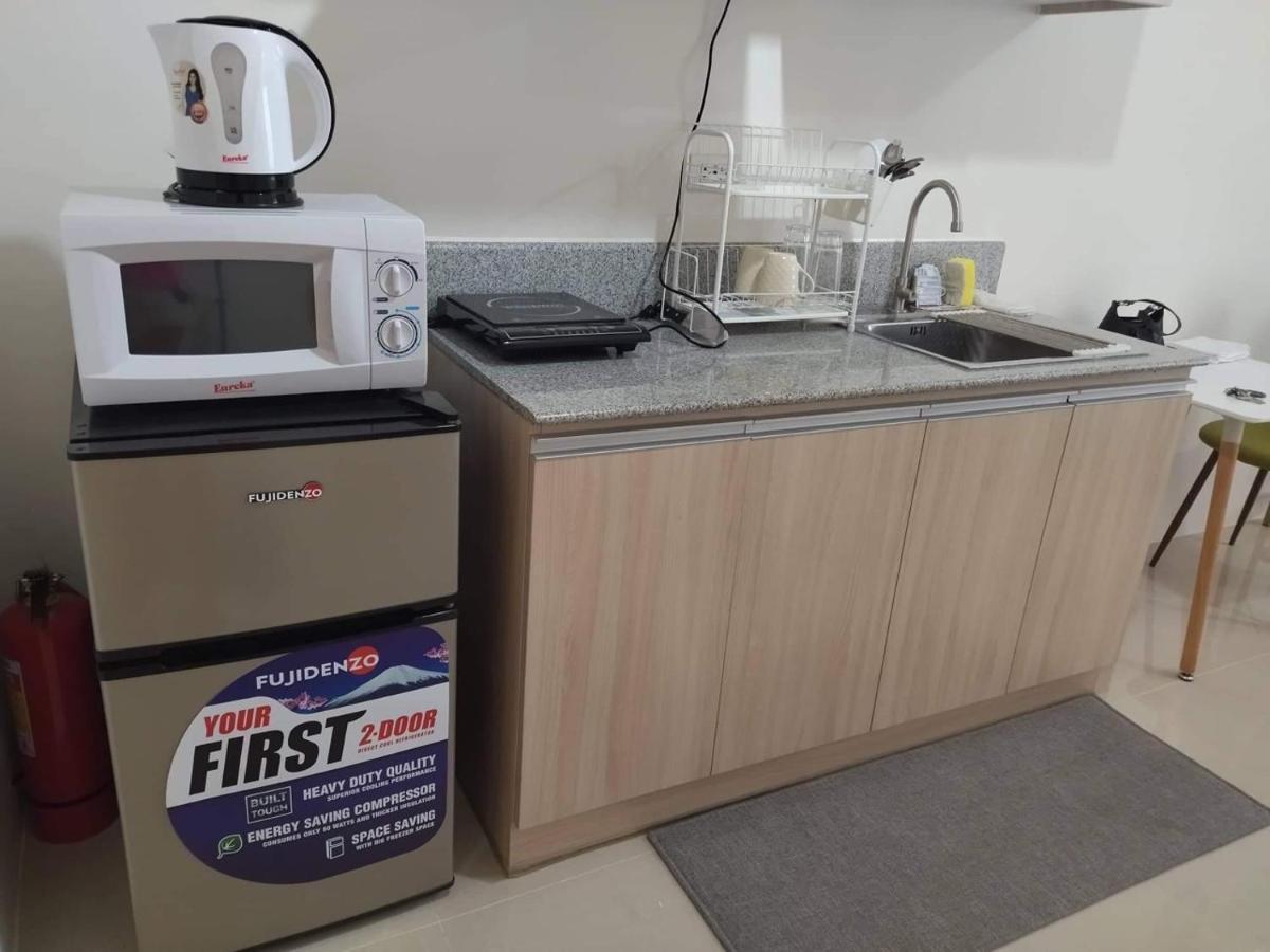 Inspiria Aparthotel Davao Bagian luar foto